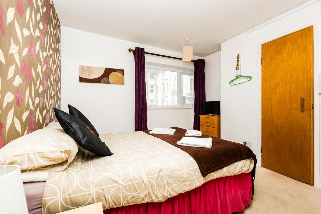 Uk Travel & Hospitality Ltd Ta Canberra Hotel Blackpool Bagian luar foto