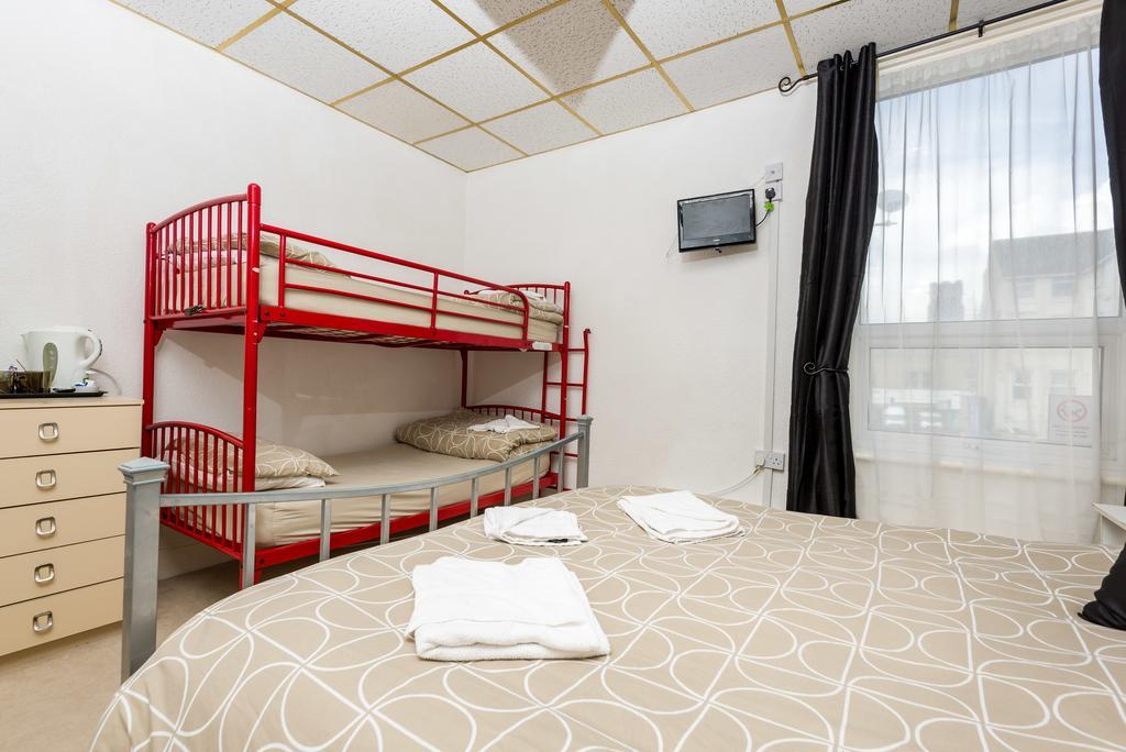 Uk Travel & Hospitality Ltd Ta Canberra Hotel Blackpool Bagian luar foto