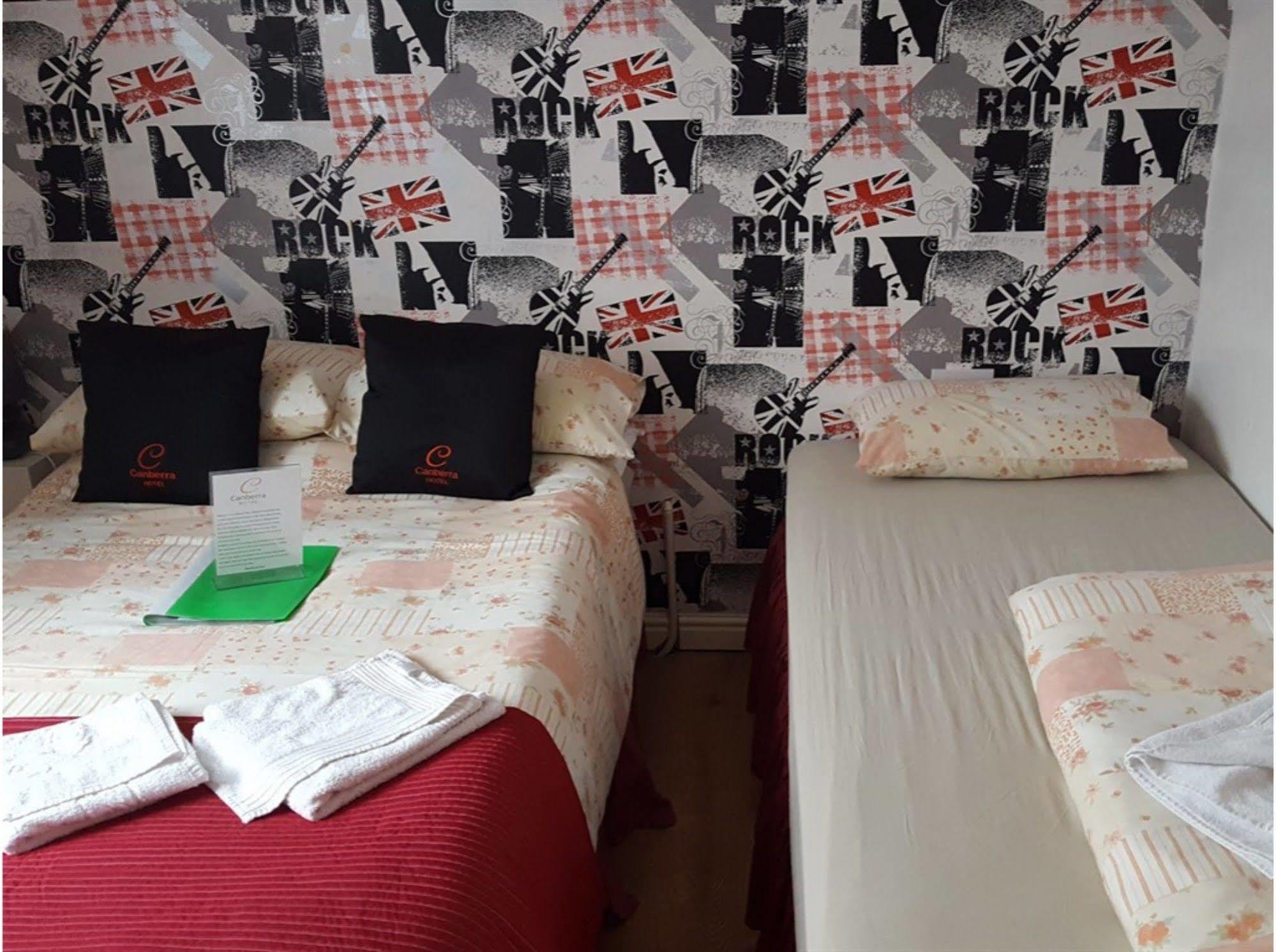 Uk Travel & Hospitality Ltd Ta Canberra Hotel Blackpool Bagian luar foto